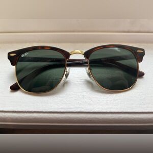 Ray-Bans Clubmaster Classic